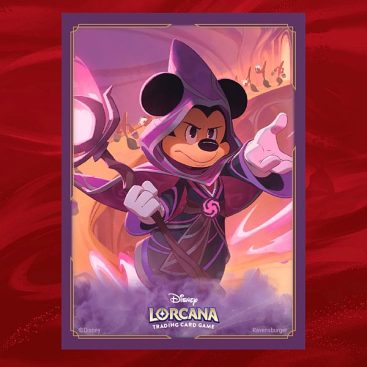 Disney Lorcana: Pack 65 fundas oficiales Reign of Jafar - Mickey Mouse Wayward Sorcerer - Imagen 2